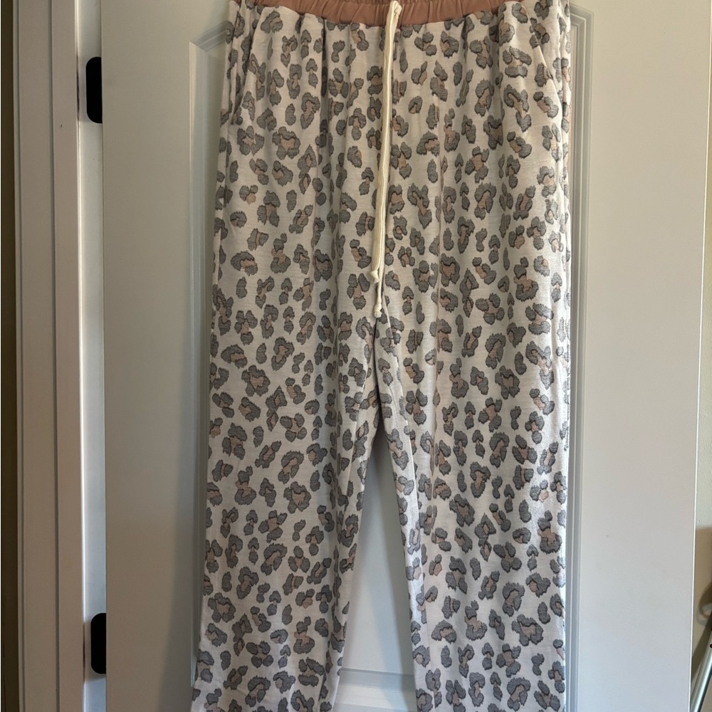 Hem & Thread Animal Print Lounge Pants